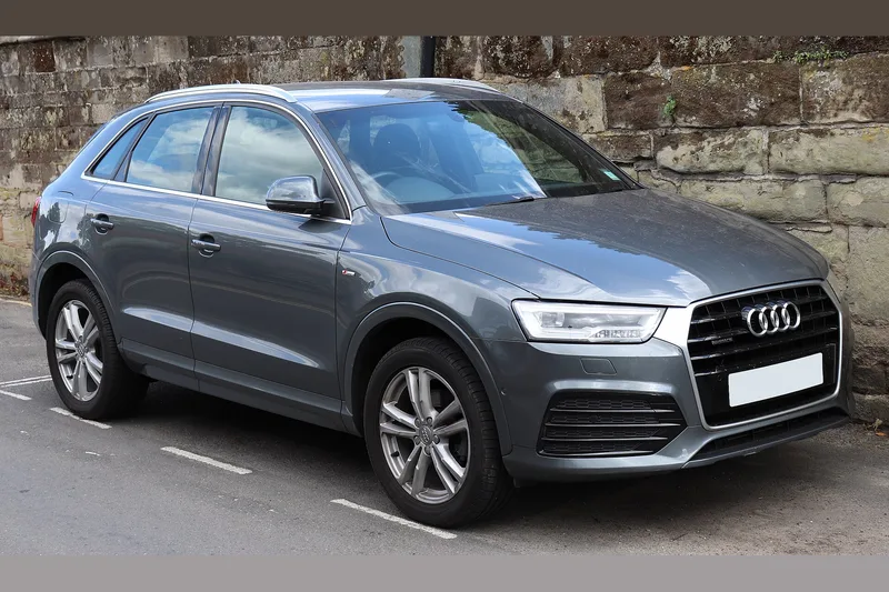 ภาพรถ Audi Q3 ตัวถัง 8U (2012-2018) คันจริง ใช้ประกอบการเลือกไซซ์ยางให้ตรงรุ่น