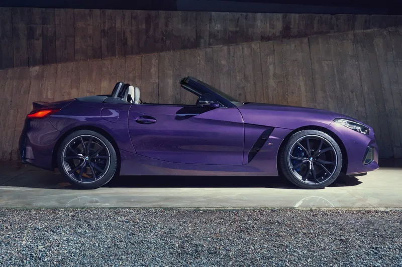 ภาพรถ BMW Z4 ของแท้จากสื่อทางการของผู้ผลิต ใช้ประกอบการเลือกรุ่น