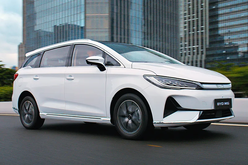 ภาพรถ BYD M6 ของแท้จากสื่อทางการของผู้ผลิต ใช้ประกอบการเลือกรุ่น