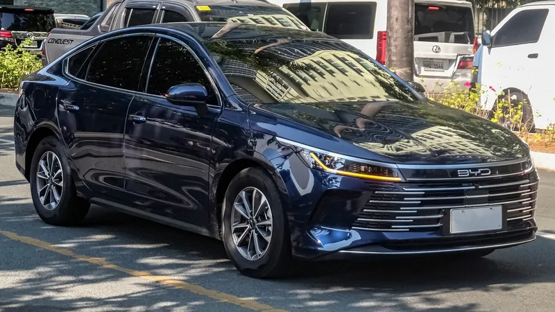 ภาพรถ BYD SEAL 5 DM-i คันจริง ใช้ประกอบการเลือกรุ่น