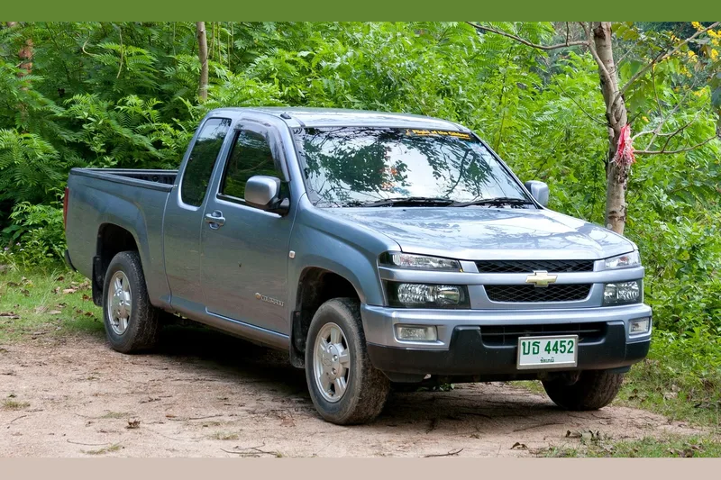 ภาพรถ Chevrolet Colorado รุ่นแรก (RC) 2004-2011 คันจริง ใช้ประกอบการเลือกไซซ์ยางให้ตรงรุ่น