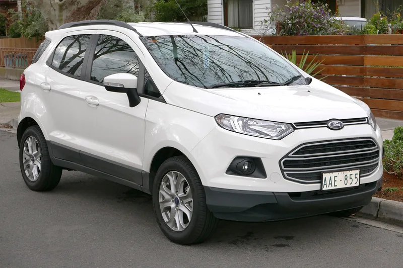 ภาพรถ Ford EcoSport (2014-2019) คันจริง ใช้ประกอบการเลือกไซซ์ยางให้ตรงรุ่น