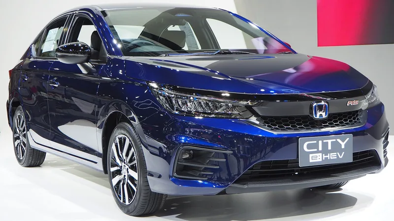 ภาพรถ Honda City e:HEV คันจริง ใช้ประกอบการเลือกไซซ์ยางให้ตรงรุ่น