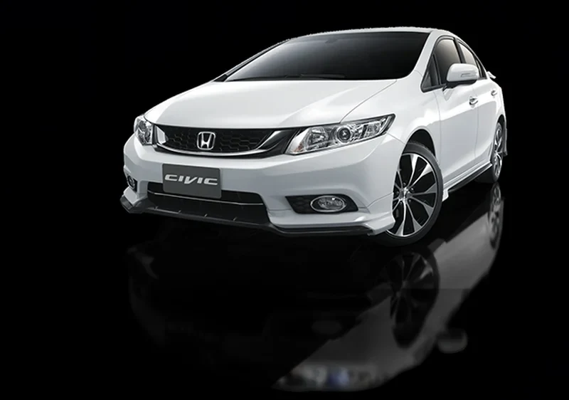 ภาพรถ Honda Civic รุ่นเก่า ของแท้จากสื่อทางการของผู้ผลิต ใช้ประกอบการเลือกไซซ์ยางให้ตรงรุ่น