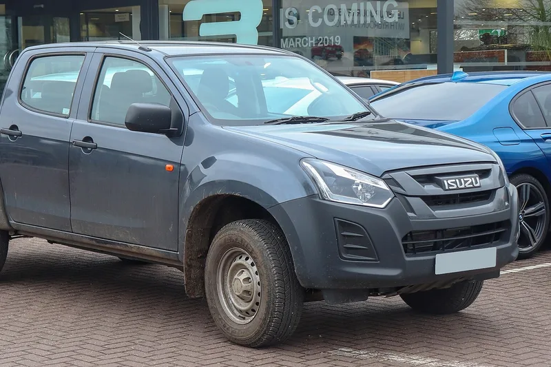 ภาพรถ Isuzu D-Max 2012-2019 คันจริง ใช้ประกอบการเลือกไซซ์ยางให้ตรงรุ่น