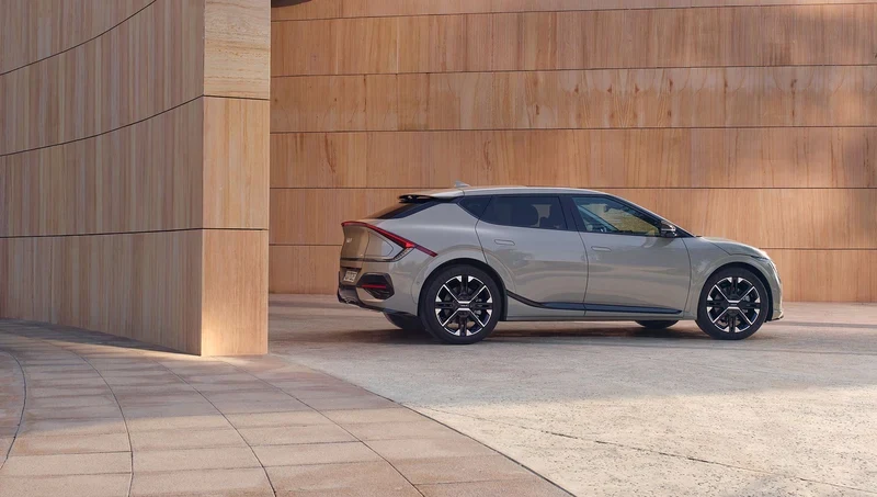 ภาพรถ Kia EV6 ของแท้จากสื่อทางการของผู้ผลิต ใช้ประกอบการเลือกรุ่น