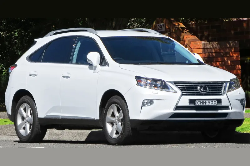 ภาพรถ Lexus RX ตัวถัง AL10 (2009-2015) คันจริง ใช้ประกอบการเลือกไซซ์ยางให้ตรงรุ่น