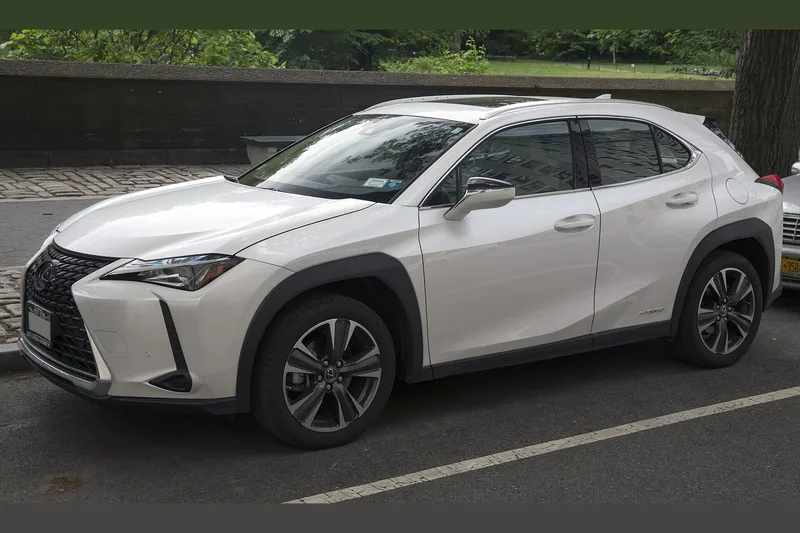 ภาพรถ Lexus UX ตัวถัง ZA10 (2019-ปัจจุบัน) คันจริง ใช้ประกอบการเลือกรุ่น