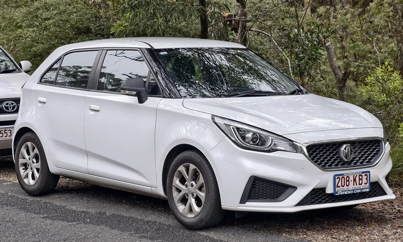 ภาพรถ MG3 คันจริง ใช้ประกอบการเลือกรุ่น