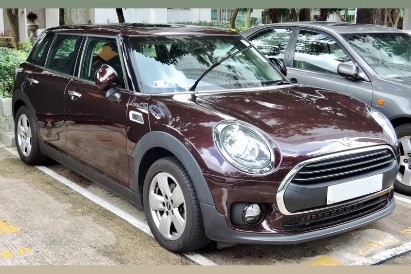 ภาพรถ MINI Clubman ตัวถัง F54 (2016-2024) คันจริง ใช้ประกอบการเลือกรุ่น