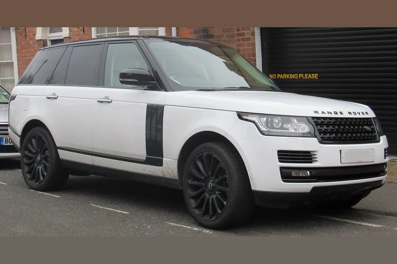 ภาพรถ Range Rover ตัวถัง L405 (2013-2021) คันจริง ใช้ประกอบการเลือกรุ่น