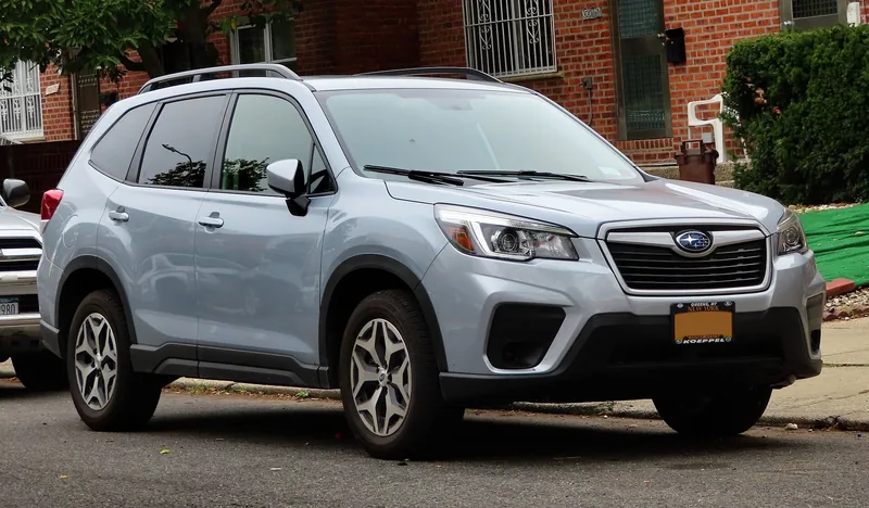 ภาพรถ Subaru Forester คันจริง ใช้ประกอบการเลือกไซซ์ยางให้ตรงรุ่น