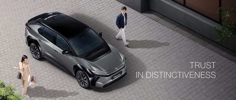 ภาพรถ Toyota bZ4X ของแท้จากสื่อทางการของผู้ผลิต ใช้ประกอบการเลือกไซซ์ยางให้ตรงรุ่น