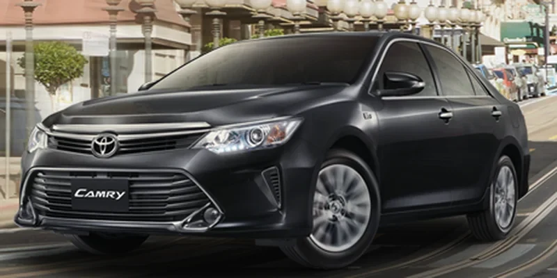 ภาพรถ Toyota Camry รุ่นเก่า ของแท้จากสื่อทางการของผู้ผลิต ใช้ประกอบการเลือกไซซ์ยางให้ตรงรุ่น