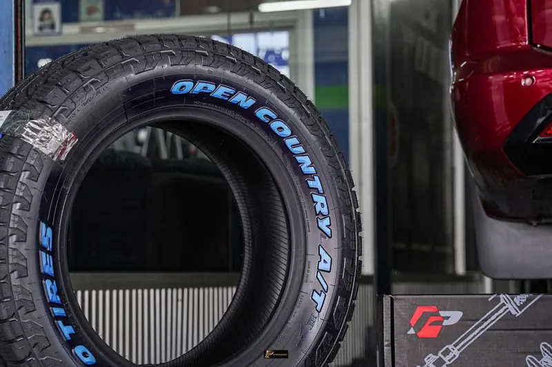 Pajero Sport ใส่โช้ค Profender กับยาง Toyo Open Country A/T ที่ร้าน TAIRODGROUP
